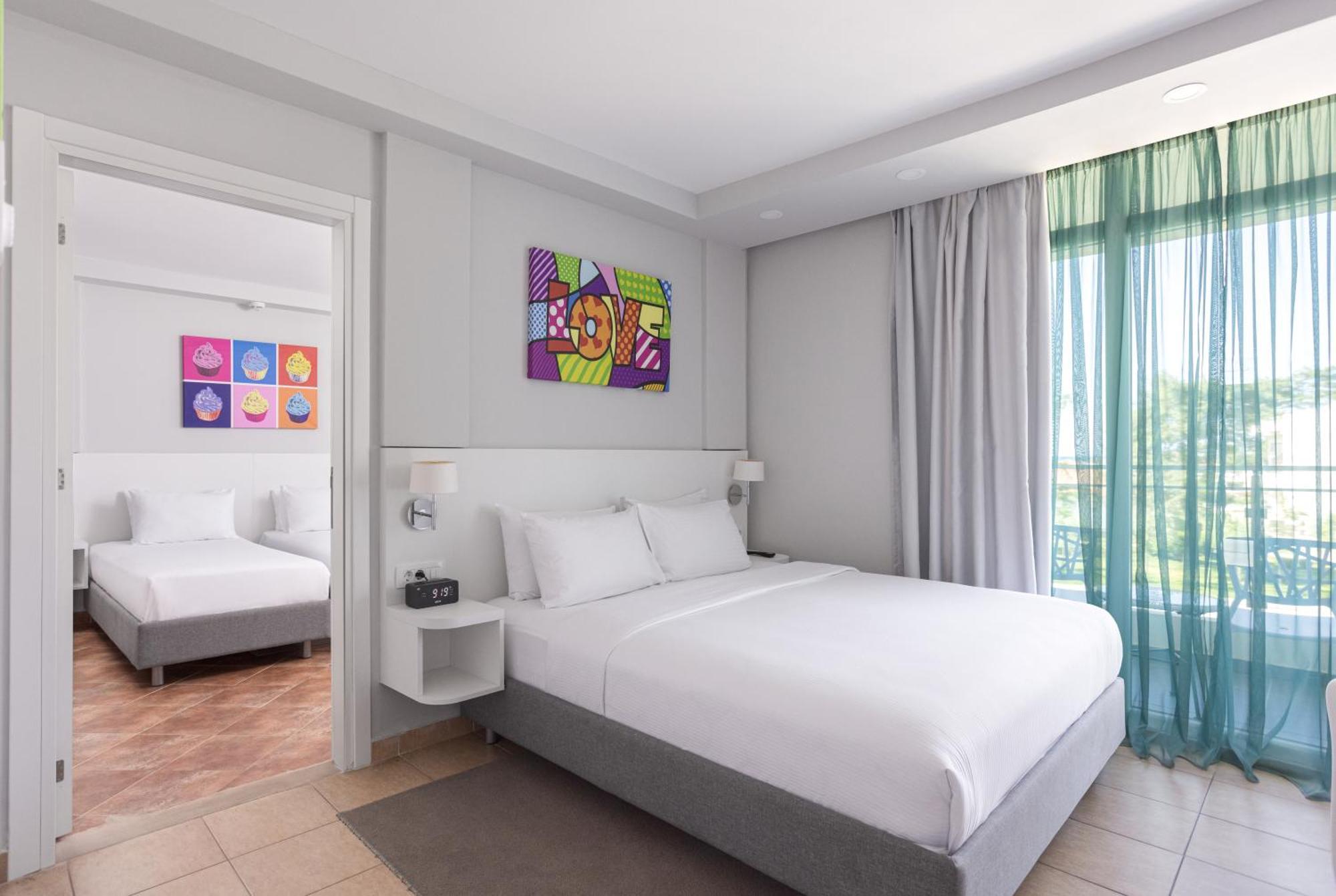 Two Bedroom Family Suite,1284803365:JPEG